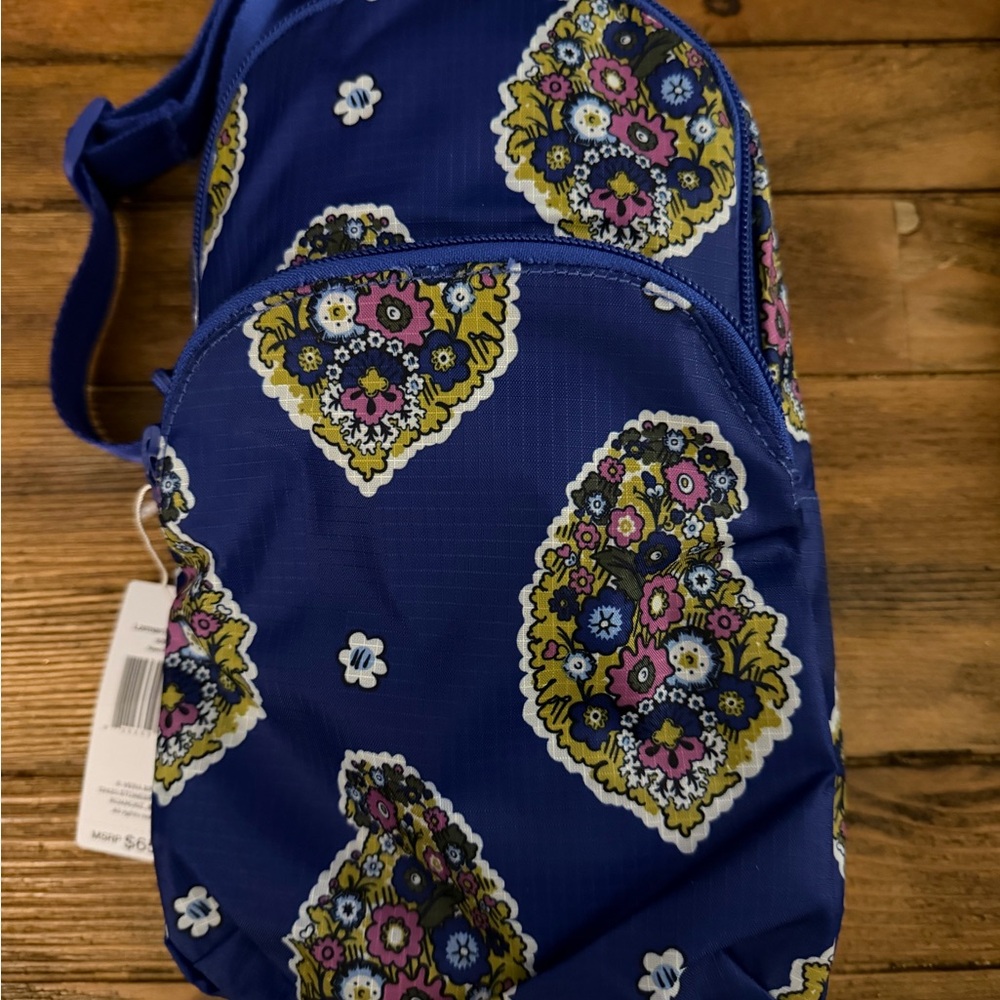 Blue Floral Pattern Women's Backpack — Casual Crossbody Pack
